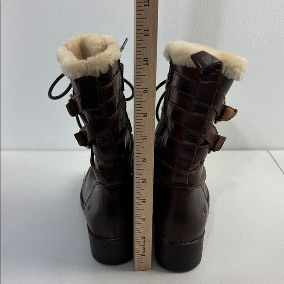 Born Zuniga Women Brown Leather Boots Shearling Lined Harbor Cottage Boho SZ 6.5 - Picture 12 of 13